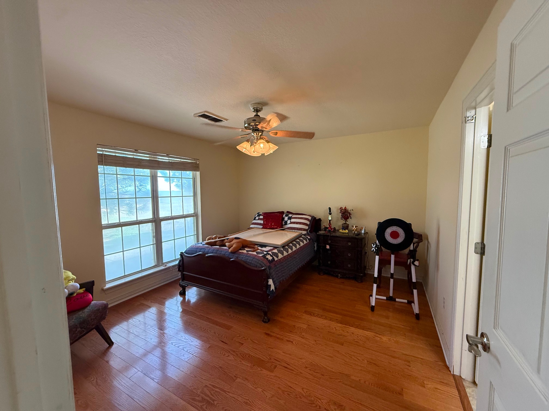 Bedroom Wall Repaint — after